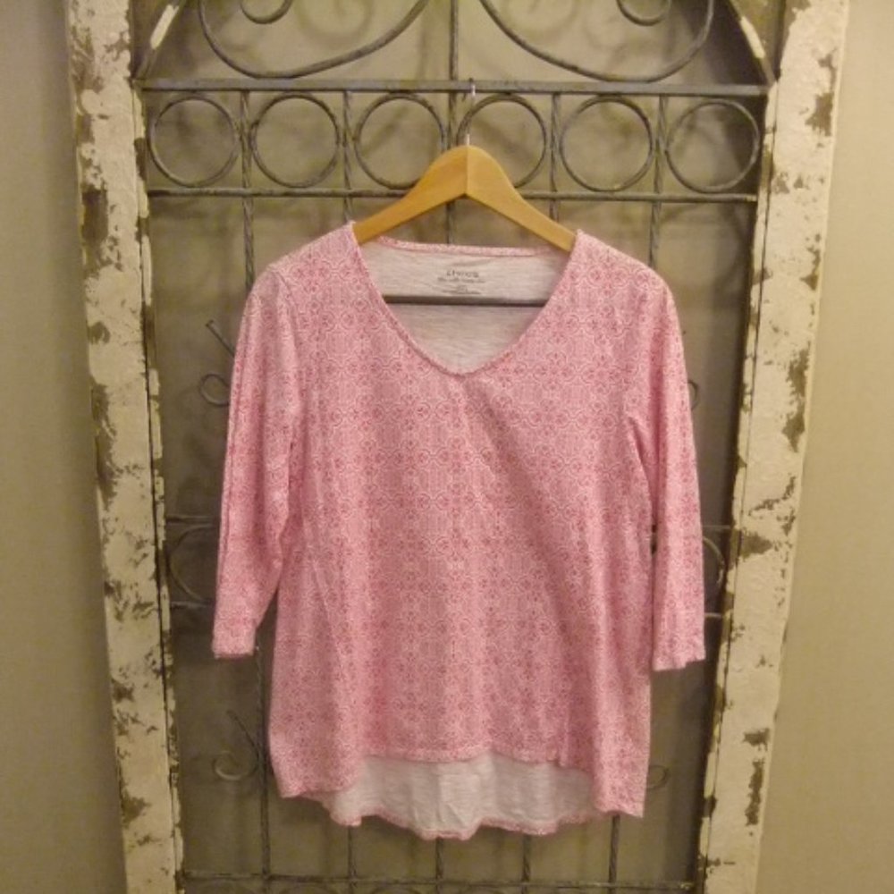 CHICO'S WOMEN TUNIC STYLE V-NECK TOP-SIZE 0